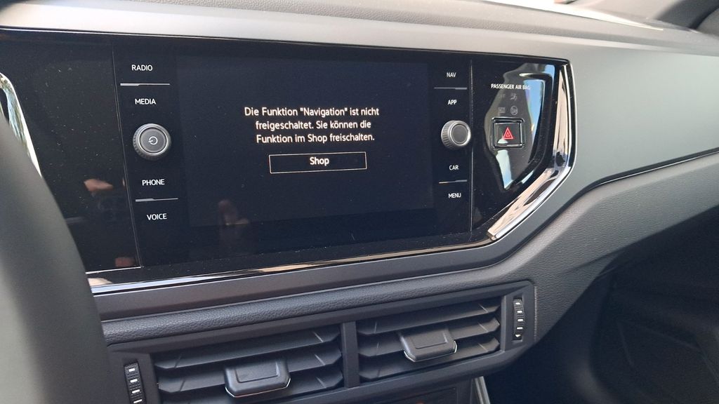 VW Taigo 1.5 TSI DSG R-Line Schiebedach AHK Matrix - Bild 20