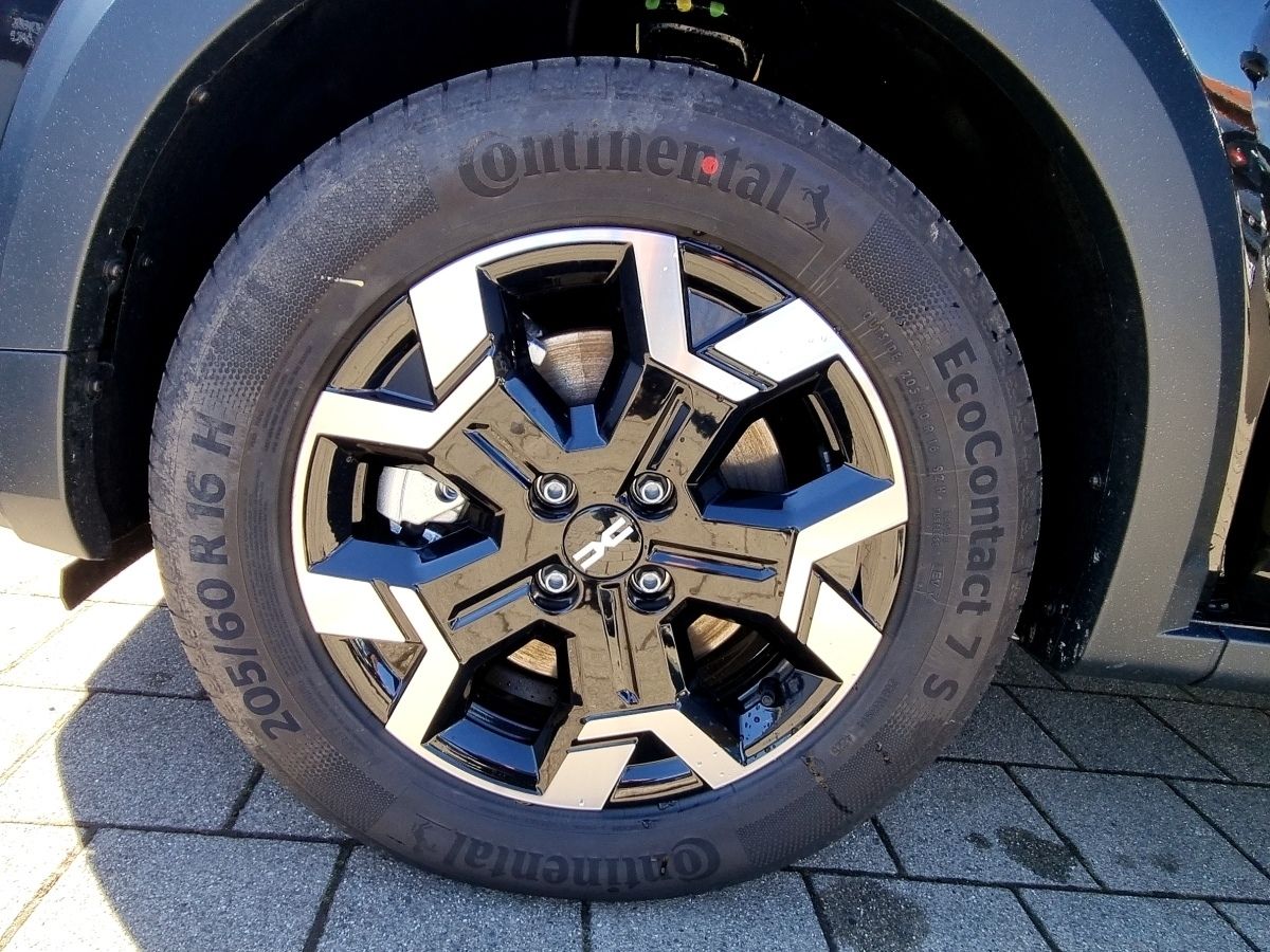 Fahrzeugabbildung Dacia Jogger Journey hybrid 155