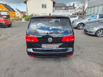 Volkswagen Touran - 5