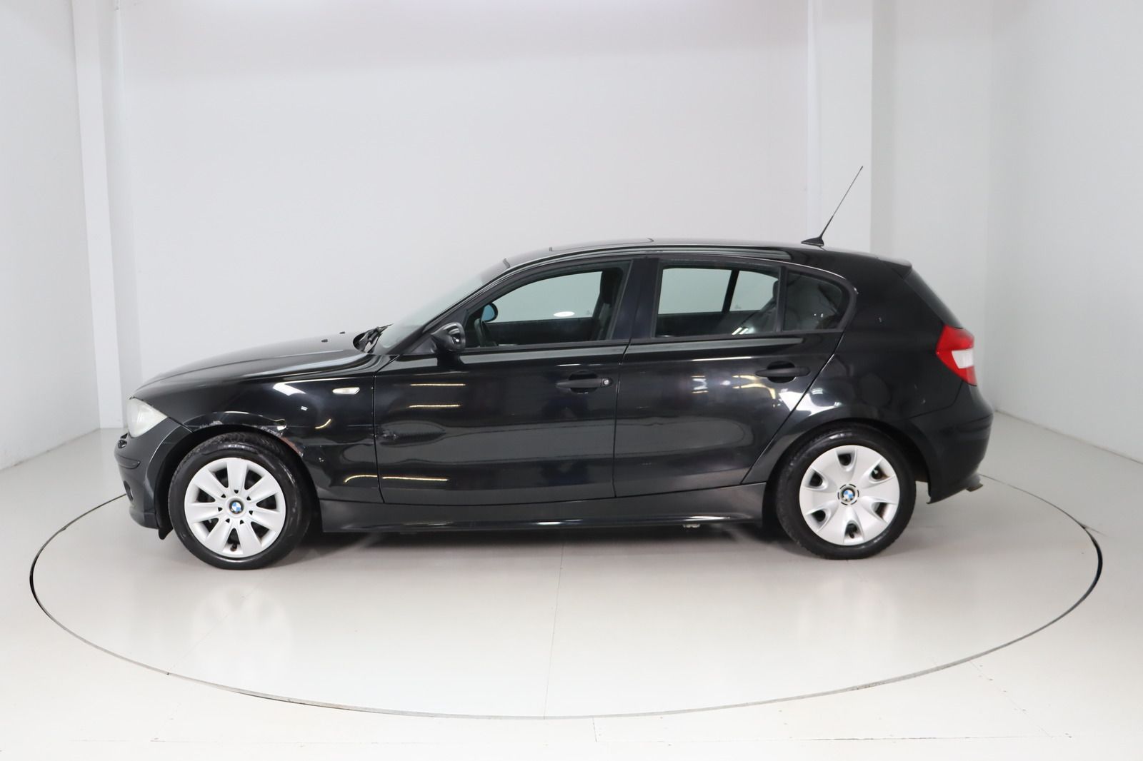 Fahrzeugabbildung BMW 118 d * Xenon * PDC
