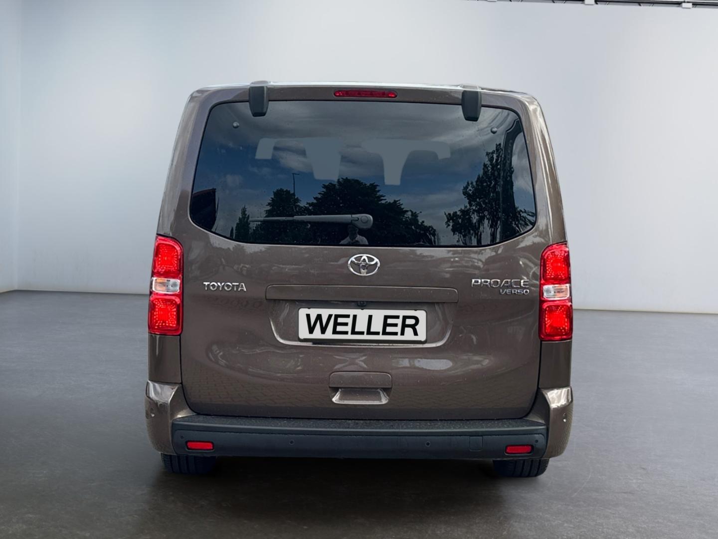 Toyota Proace Verso L2 Executive 7-Sitzer *Pano*SHZ*HUD