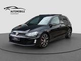 Volkswagen Golf VII GTD/DSG/PANO/ACC/AHK/LEDER/KAMERA/19"DY - mit Diesel-Antrieb: Schwarz, Leichtmetallfelgen, Limousine