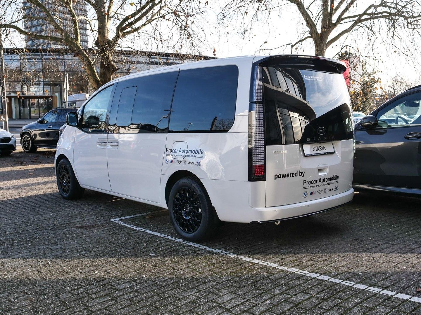 Hyundai Staria SIGNATURE HEV 7-Sitzer 1.6 T-GDI,6-AT,Pan
