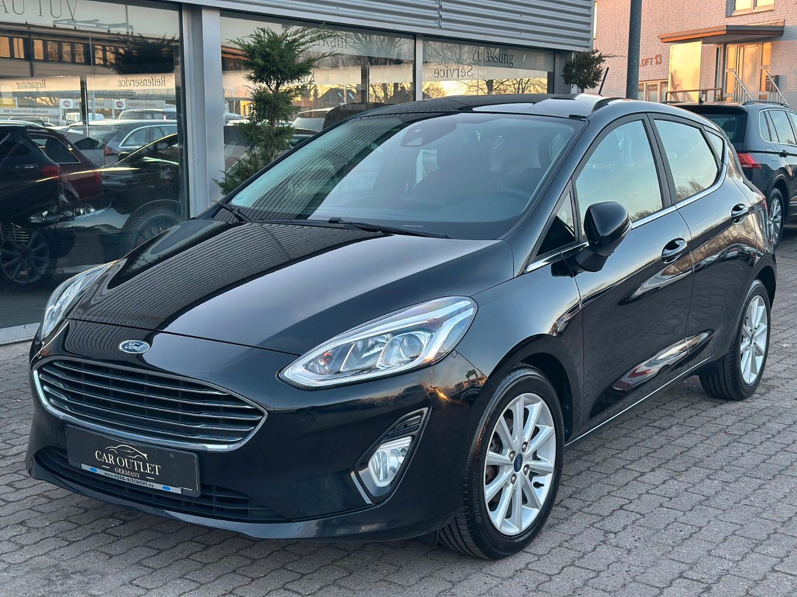 Ford Fiesta Titanium | Navi | SHZ | PDC | 2.Hand