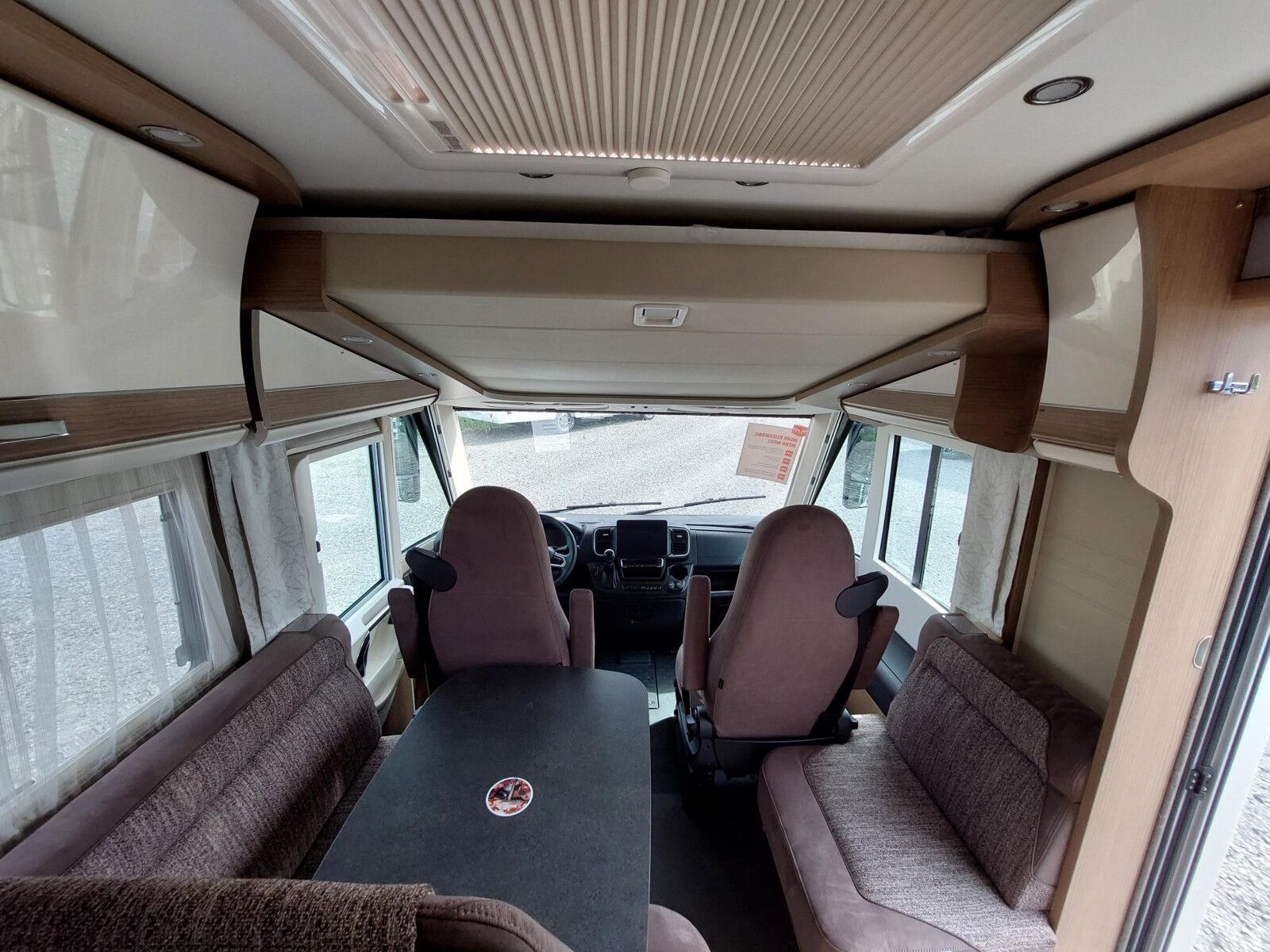Fahrzeugabbildung Malibu I 460 KB LE comfort Automatik Markise AKTION