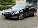 Mercedes-Benz E 300 CGI Elegance BlueEfficiency - gebrauchte Mercedes-Benz E 300 aus dem Jahr 2011