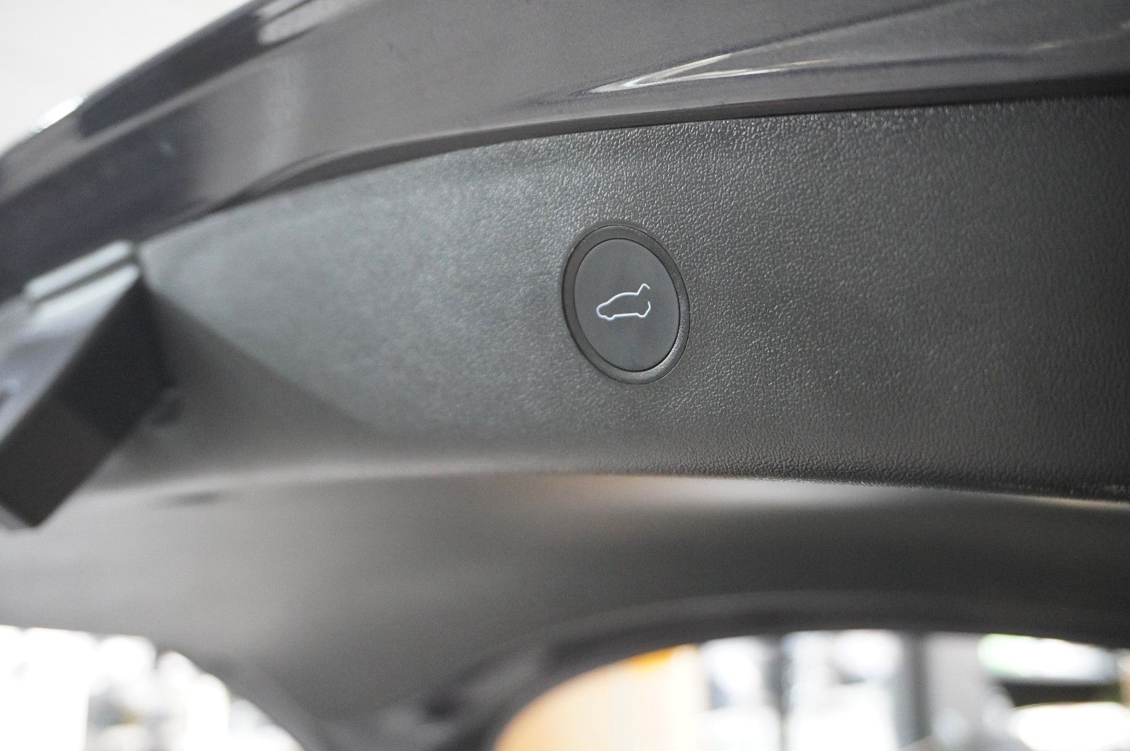 Fahrzeugabbildung Tesla Model 3 LONGRANGE DUAL-MOTOR NAVI/KAMERA/SH/PANO