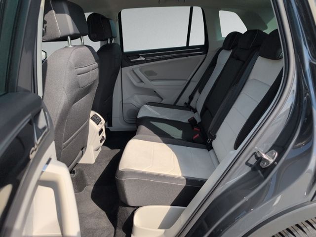 Tiguan 1.5 TSI DSG ELEGANCE AHK+KAMERA+LED+NAVI.