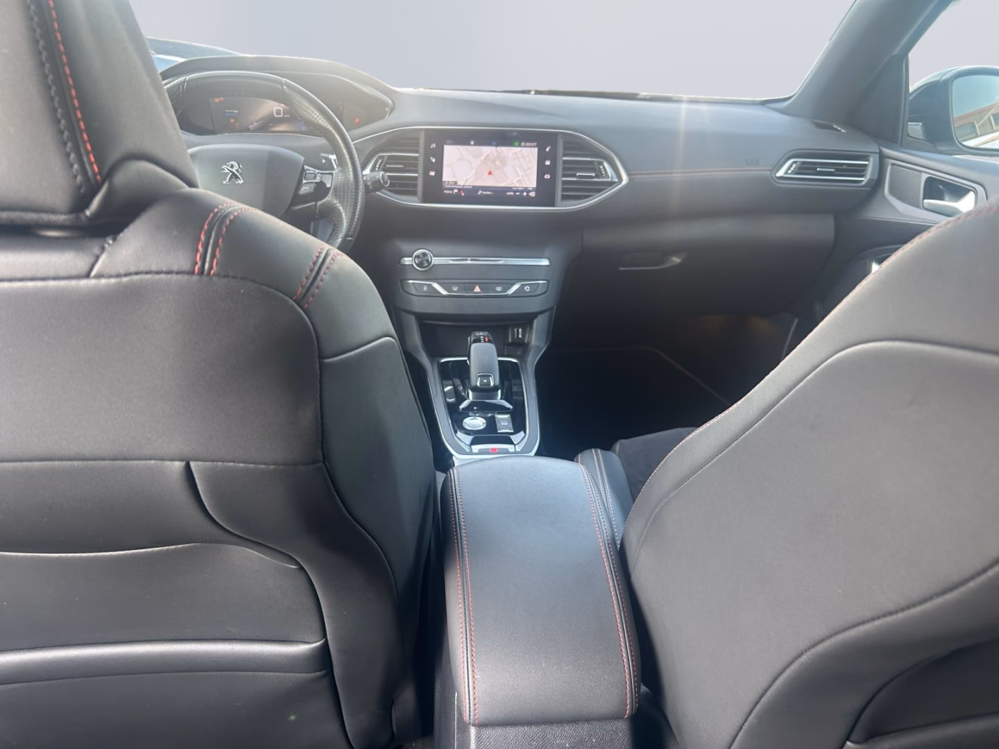 Peugeot 308 SW 1.5 BlueHDi 130 FAP GT *Pano*PDC*SHZ*