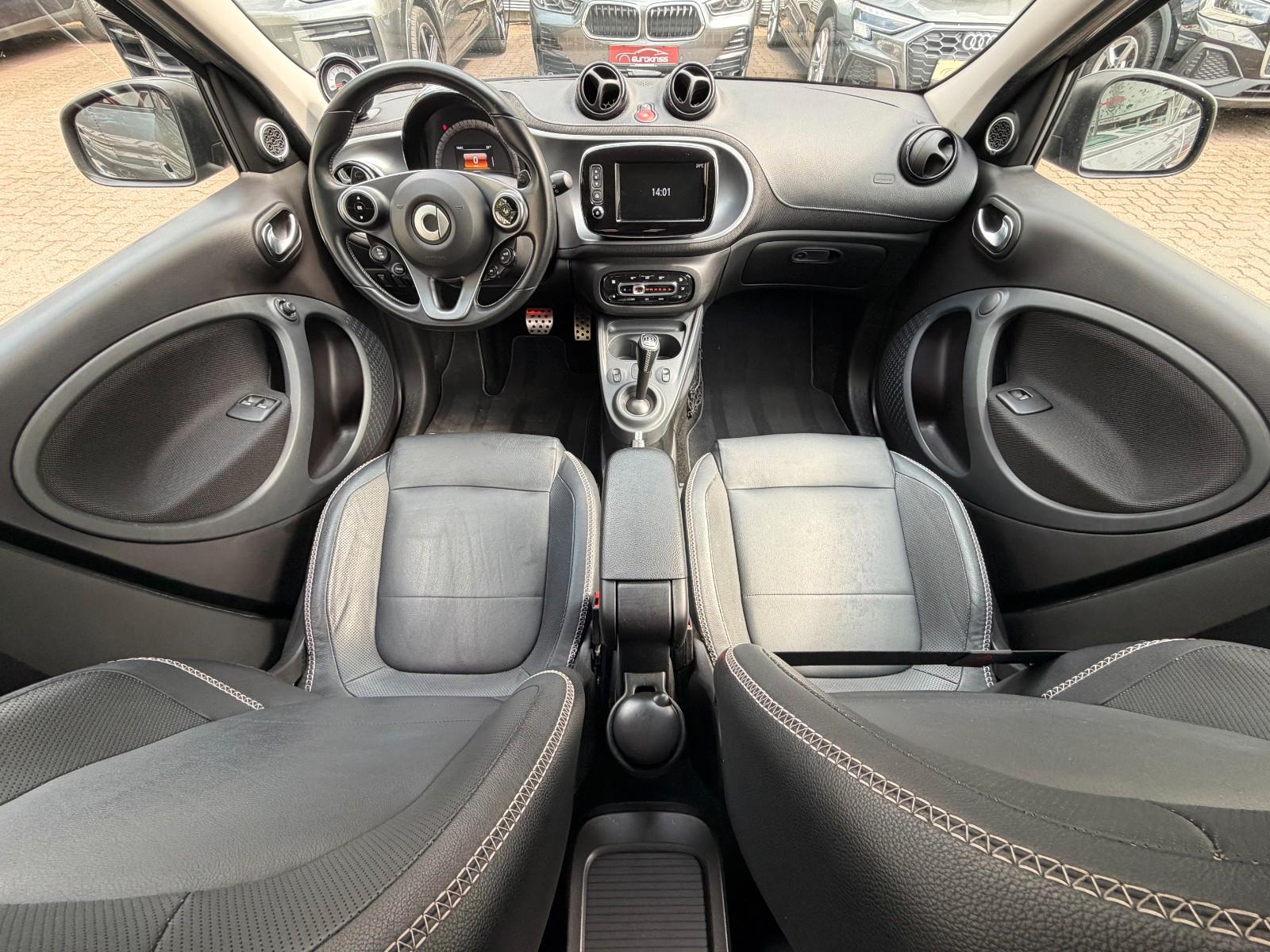 Smart forfour 66kW BRABUS STYLE*eSD*NAVI*JBL*KAM*