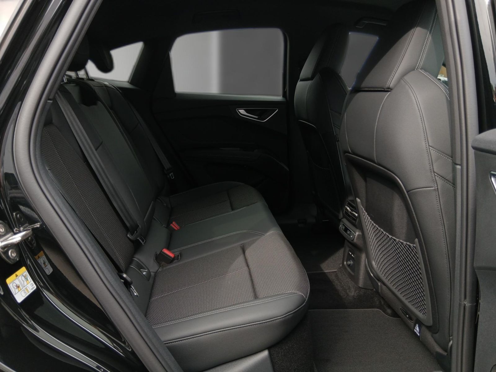 Audi Q4 e-tron - Bild 12