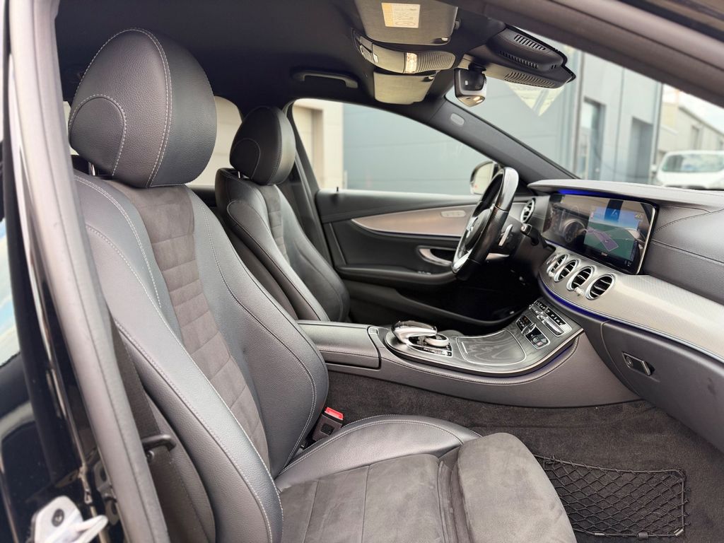 MERCEDES-BENZ E 300de T/BURMESTER/ACC/AMG/AHK/KAMERA MERCEDES-BENZ E 300de T/BURMESTER/ACC/AMG/AHK/KAMERA