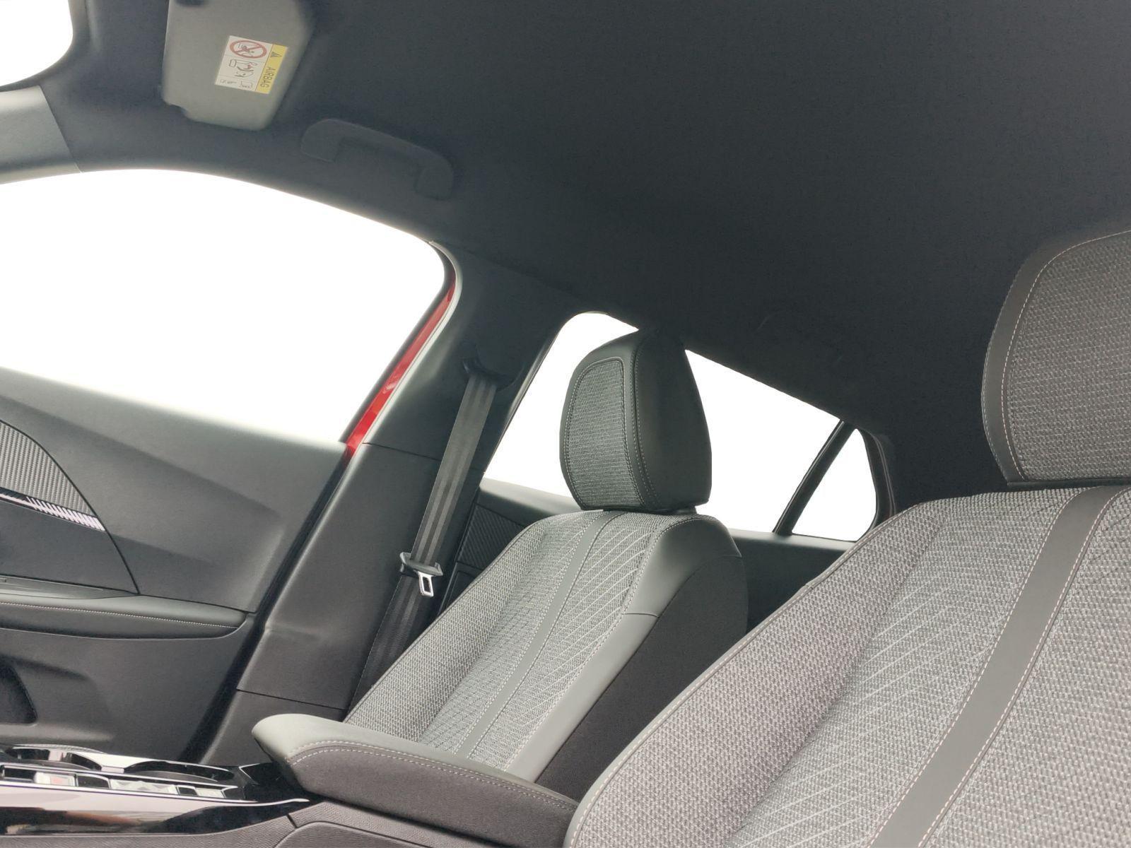Peugeot 2008 Allure 100 Deutsches Fahrzeug Fast Vollauss