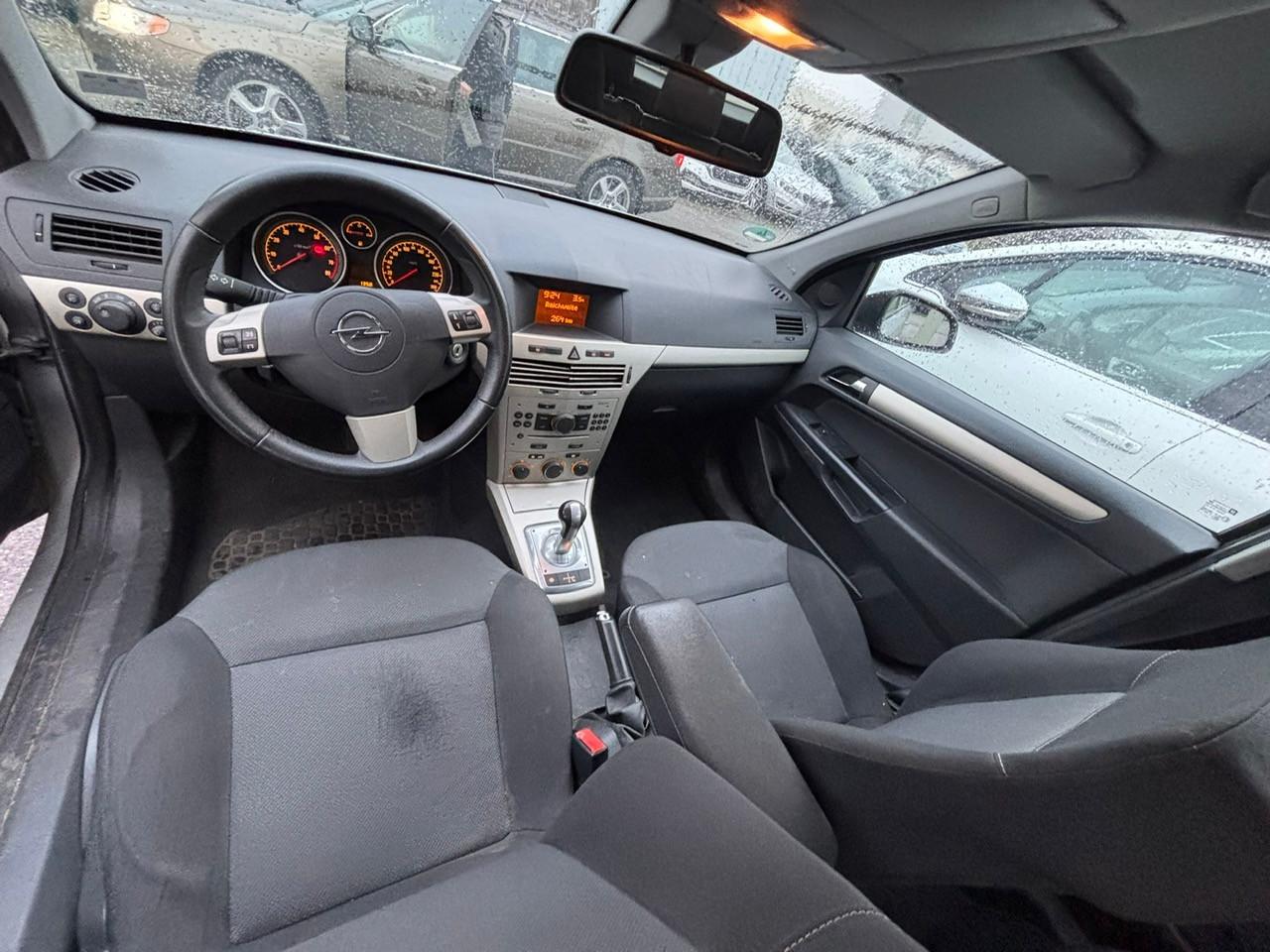 Opel Astra 2007 — photo 6