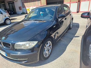 BMW 118 - 6