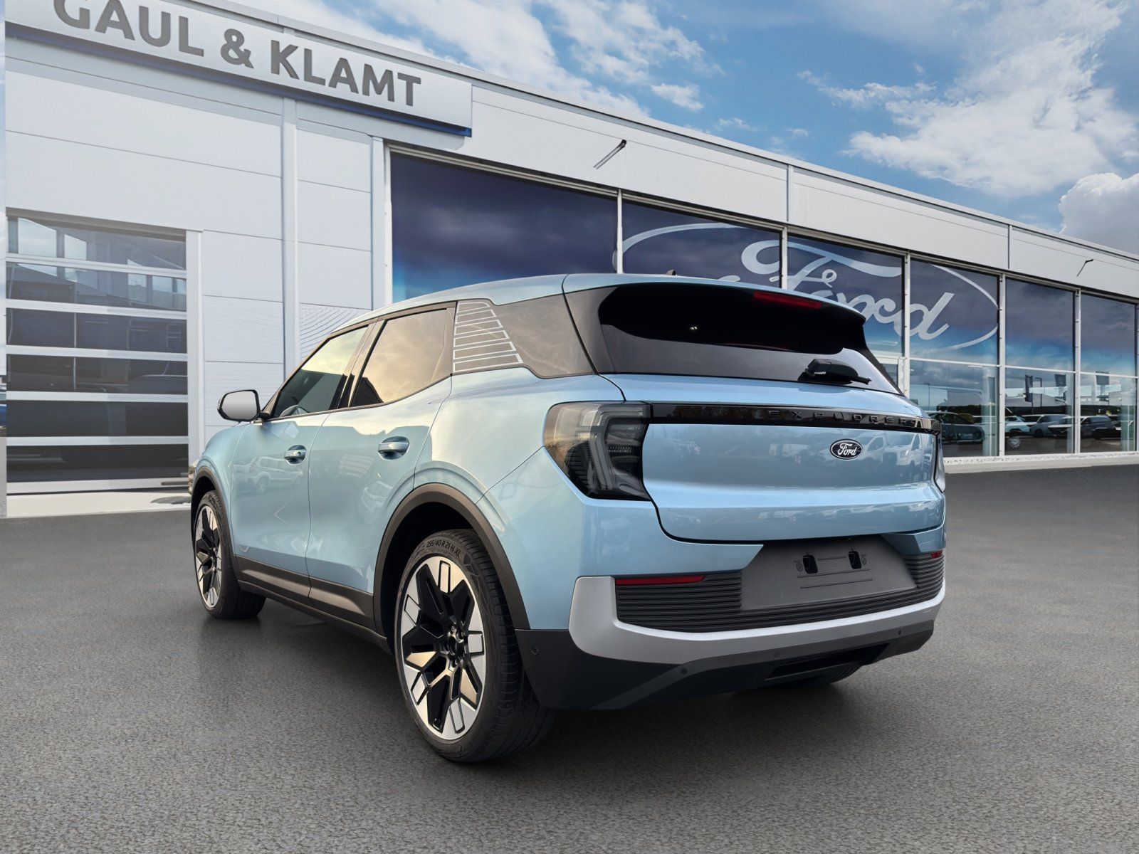 Fahrzeugabbildung Ford Explorer Premium RWD #Fahrerassistenz-Paket