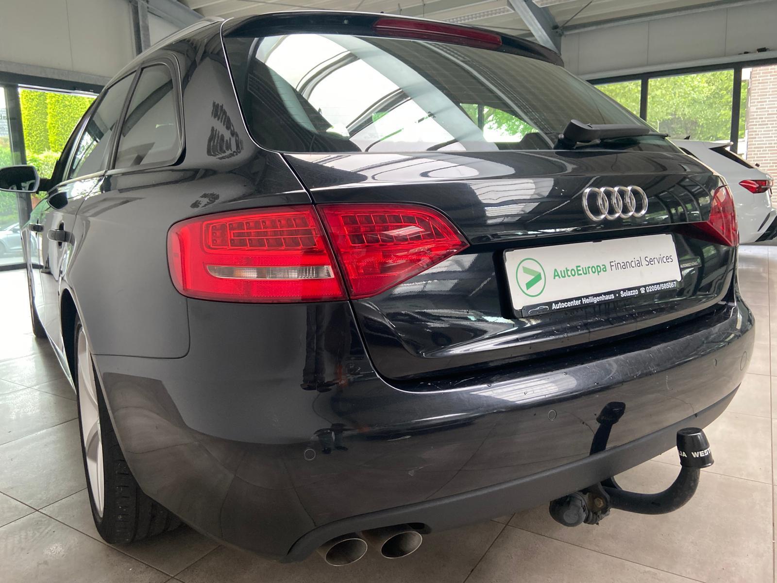 Audi A4 2010 — photo 6