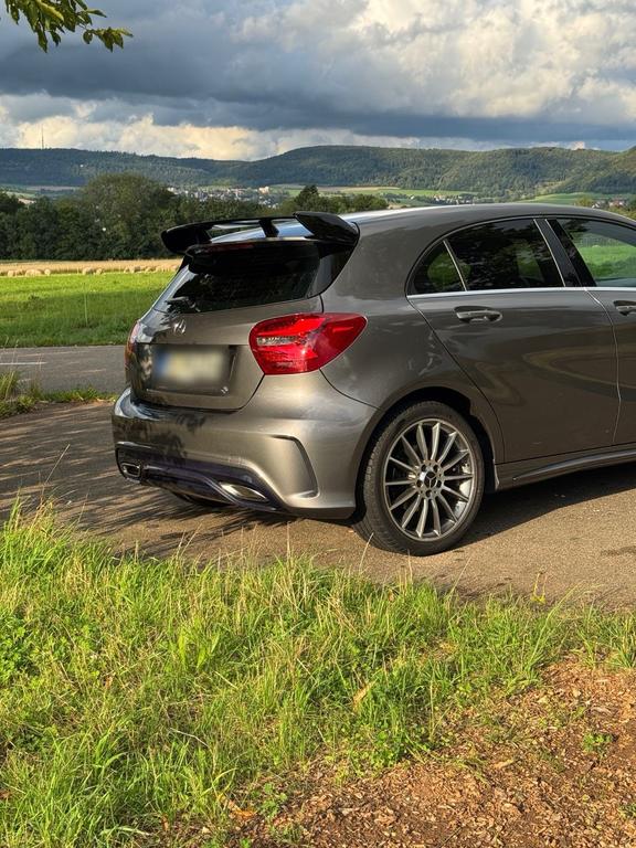 Mercedes-Benz A 180
