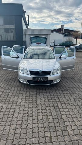 Skoda Octavia Combi very good condition!! please read