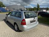 Toyota Corolla Combi 2.0 D-4D Sol 66kW TÜV - Toyota Corolla aus 2004: Sol