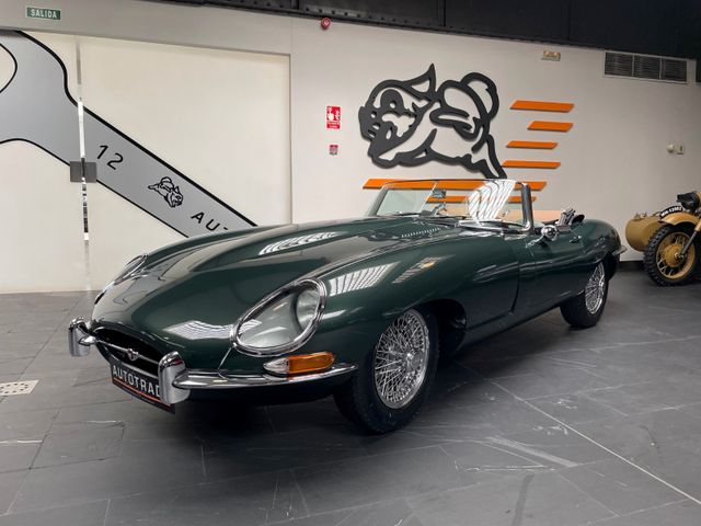 Jaguar E-Type roadster 3.8 1st serie