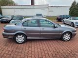 Jaguar X-Type 2.2 D*KLIMAAUT.*SHZ*AHK*GEPFLEGT*GARANTIE - Jaguar X-Type