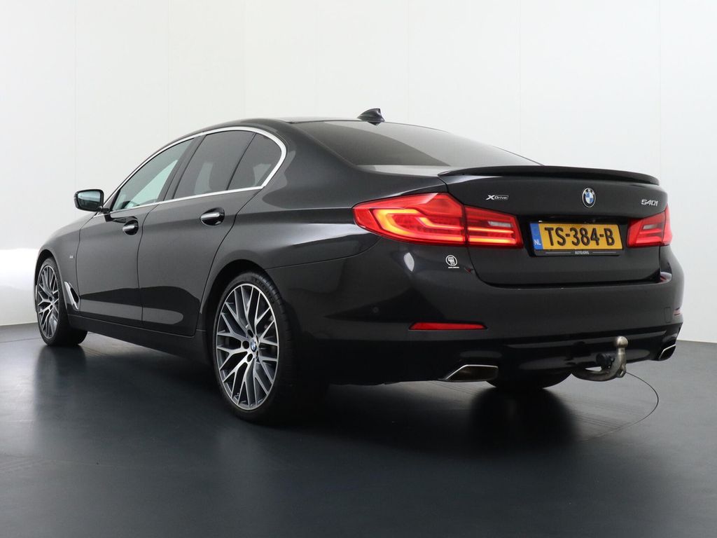 BMW 540 5-serie 540i xDrive High Executive Schiebeda