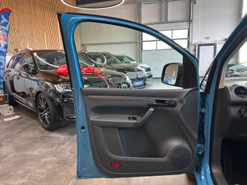 MYAUTOCENTER – Gebraucht- und Jahreswagen mit Werkstattservice in Pfaffenhofen Volkswagen Caddy Maxi *2-HAND*7-SITZER*KLIMA*TEMPO*