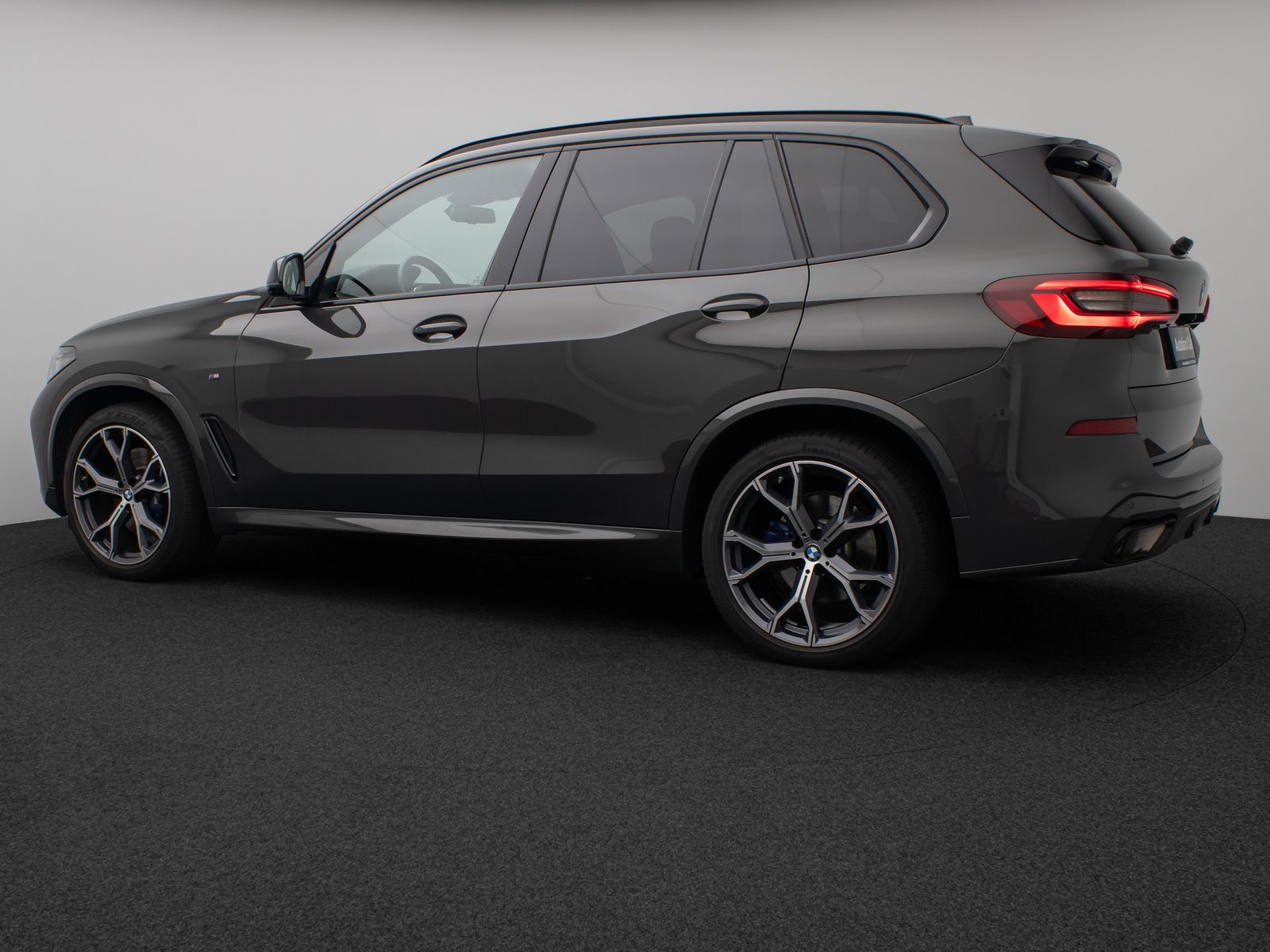 Fahrzeugabbildung BMW X5 xD30d M Sport Panorama Laser 360°HUD DAB H/K