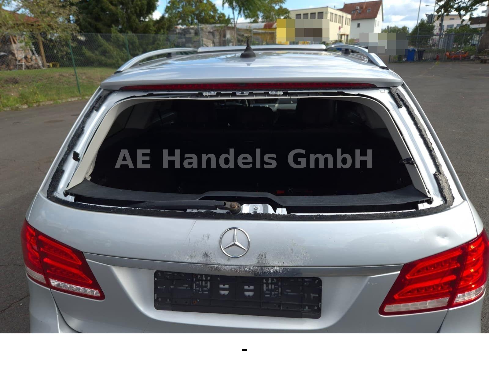 Mercedes-Benz E250 2013 — photo 8