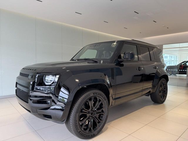 LAND ROVER Defender 110 P635 Octa Black HUD AHK Kühlbox