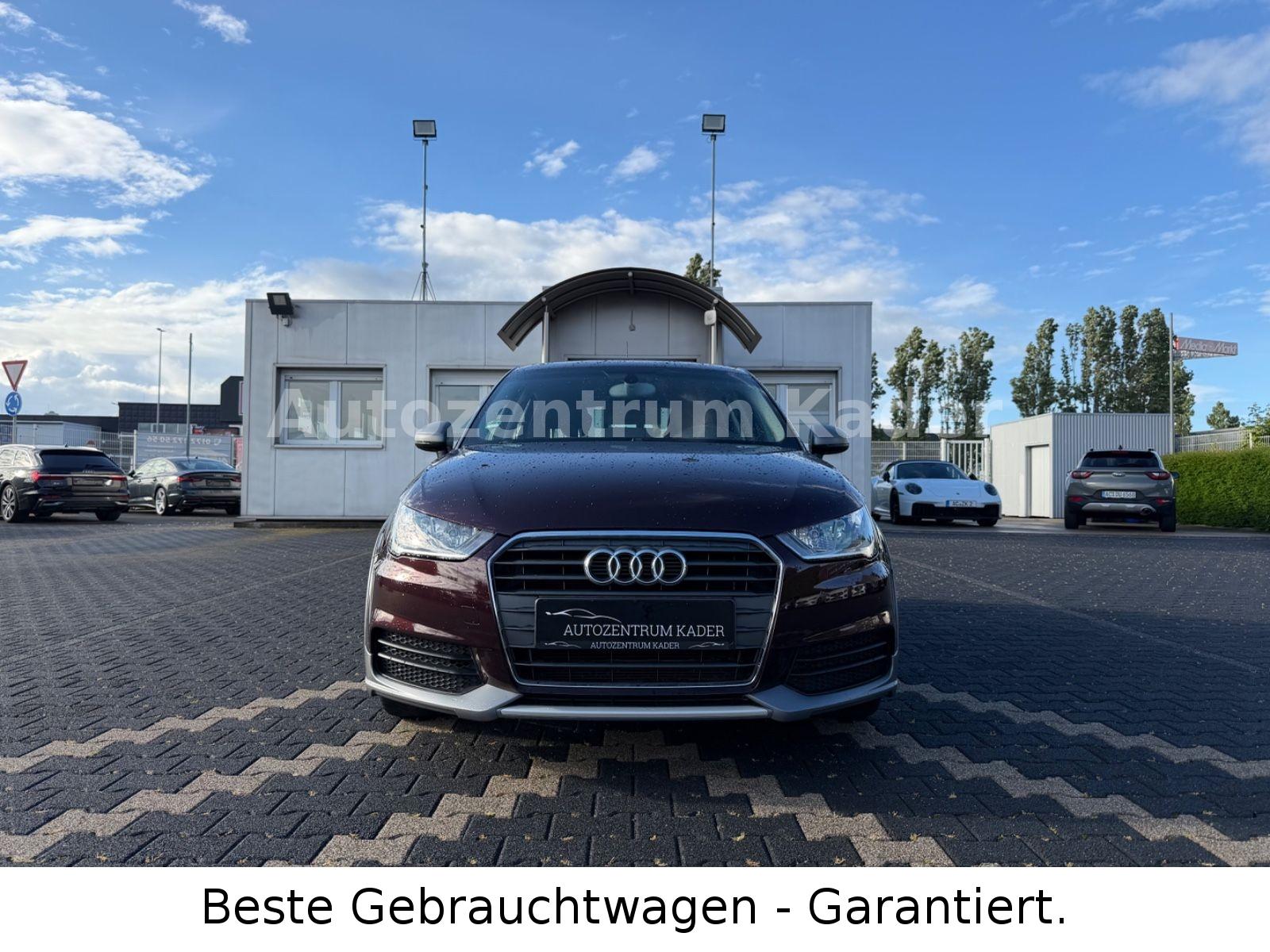 Audi A1 Sportback admired*Navi*PDC*active Style Paket