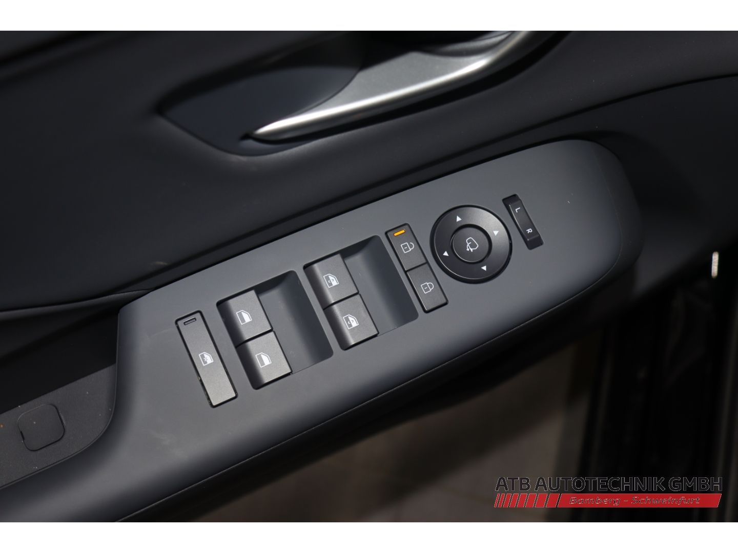 Fahrzeugabbildung Hyundai KONA Elektro Prime MY26 65kWh 204 PS 2WD Technik