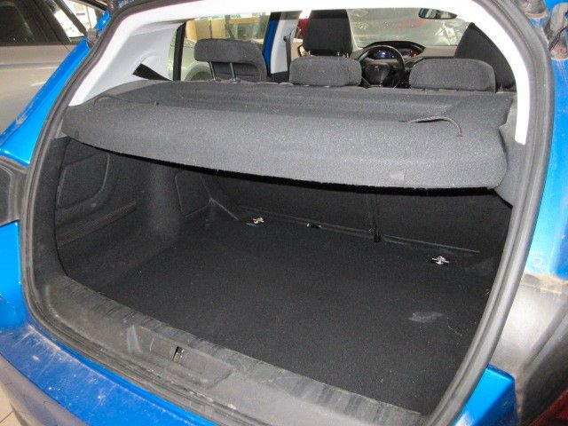 Fahrzeugabbildung Peugeot 308 Active Pack 1.2T LED/NAVI/PDC/ALU/TEMPOMAT