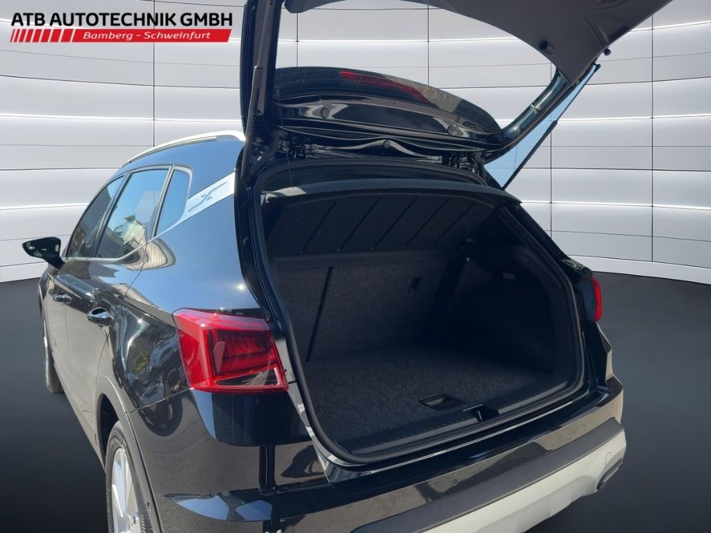 Fahrzeugabbildung SEAT Arona Xperience, SHZ, LED, NAVI
