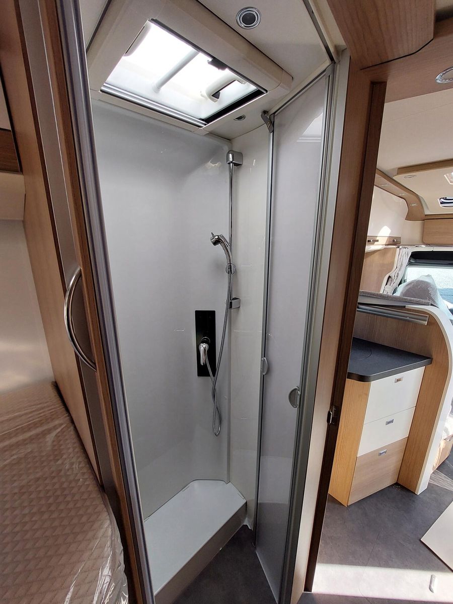 Fahrzeugabbildung Malibu T 450 RB LE lightweight MB TV Markise AKTION