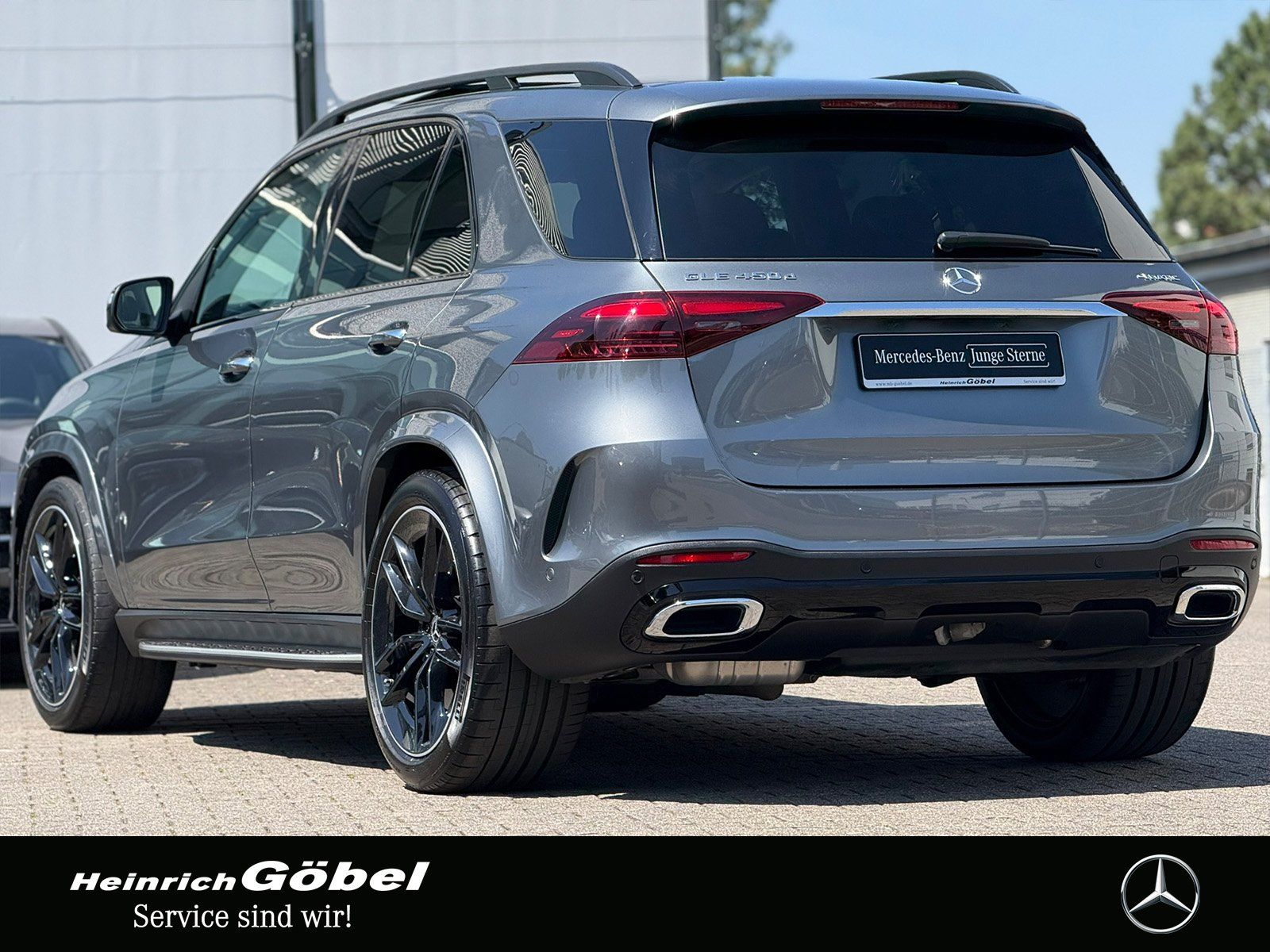 Fahrzeugabbildung Mercedes-Benz GLE 450 d*HEAD-UP*AMG*BURMESTER*AHK*PANO*360°*