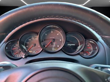 Porsche Cayenne - 9