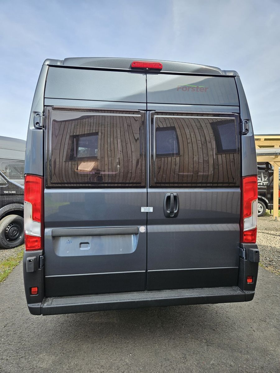 Fahrzeugabbildung Forster Vantasy FV636EB Autom. 140PS