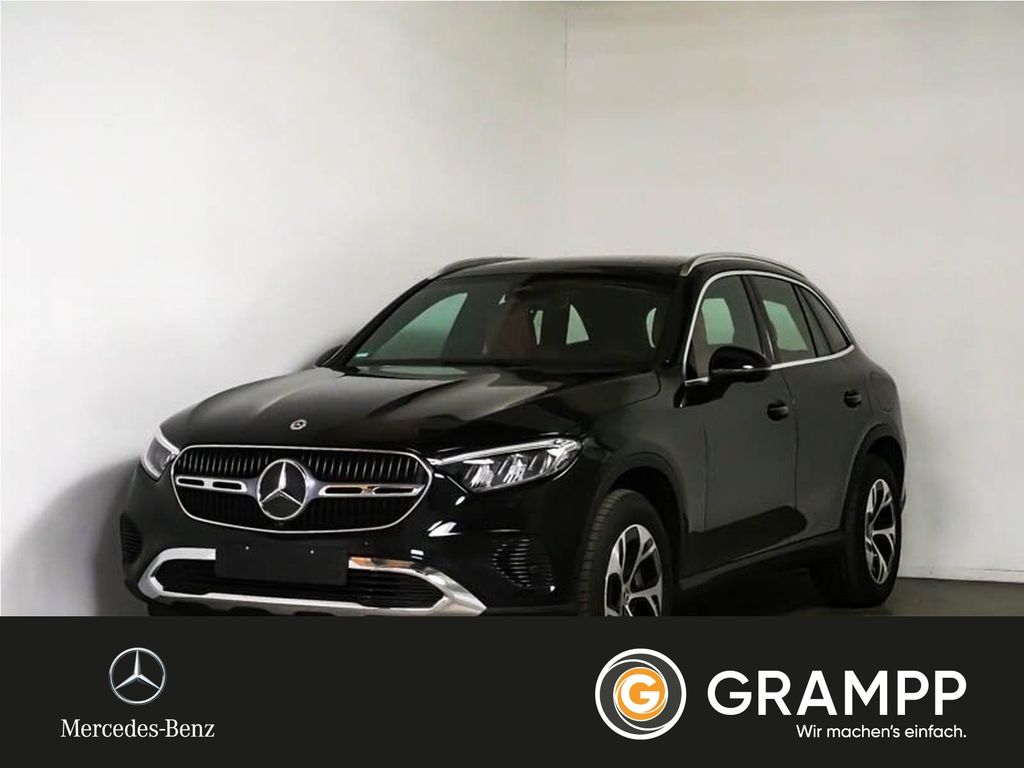 Image of Mercedes-Benz GLC 300