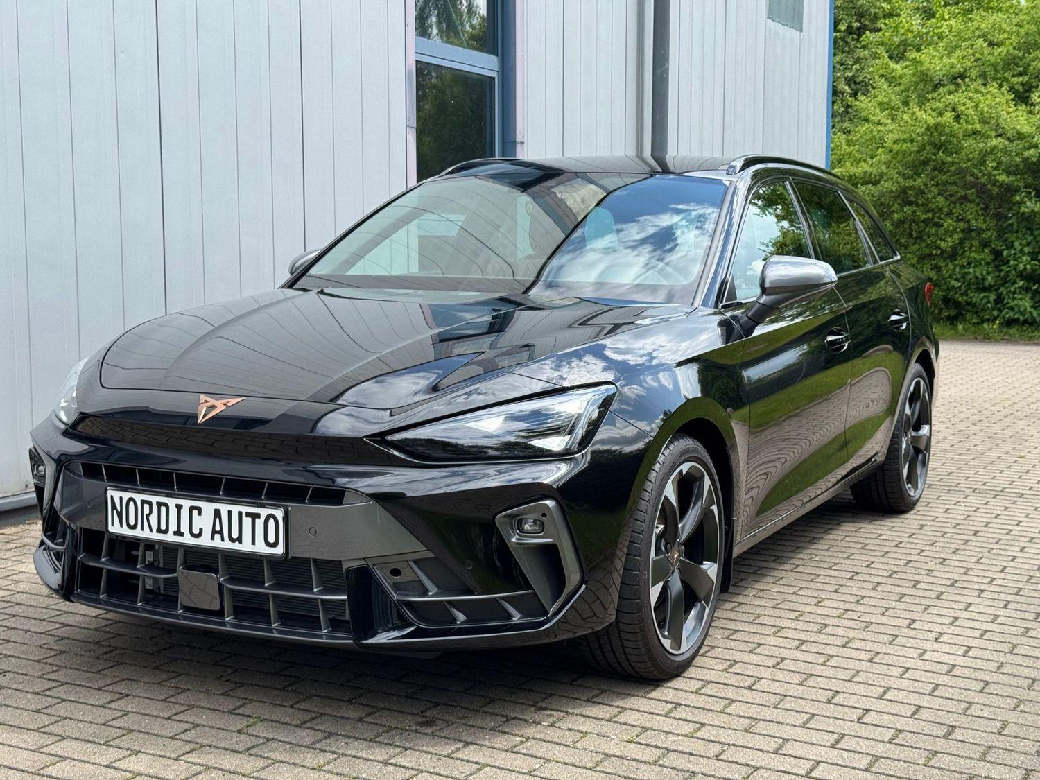 Seat Leon Sportstourer 1.5 eTSI+LENKRADHZG+SITZHZG+LE