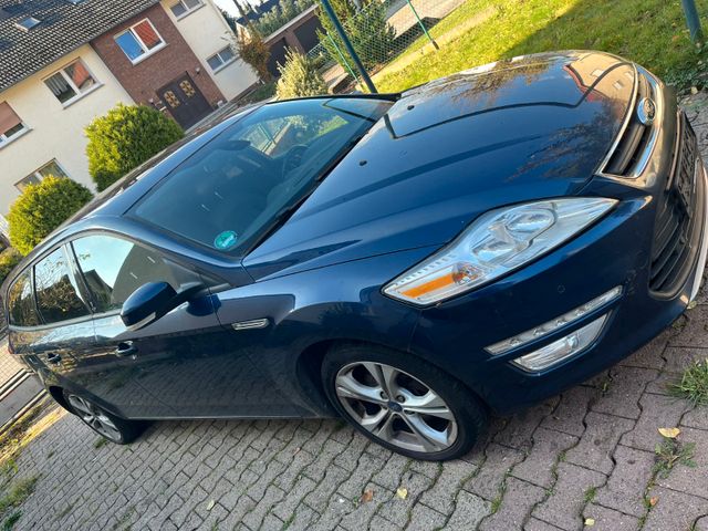 Ford Mondeo 2,0TDCi 103kW Champions Edition Turni...