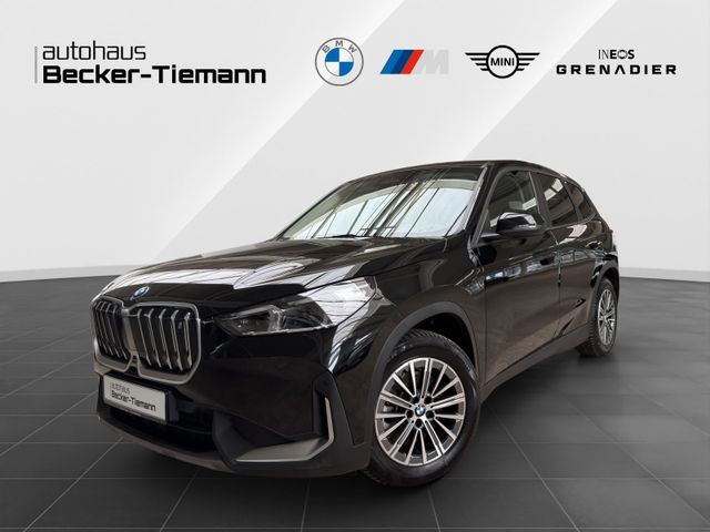 BMW iX1 xDrive30 Premium Paket/ Parking Ass./ CarPla
