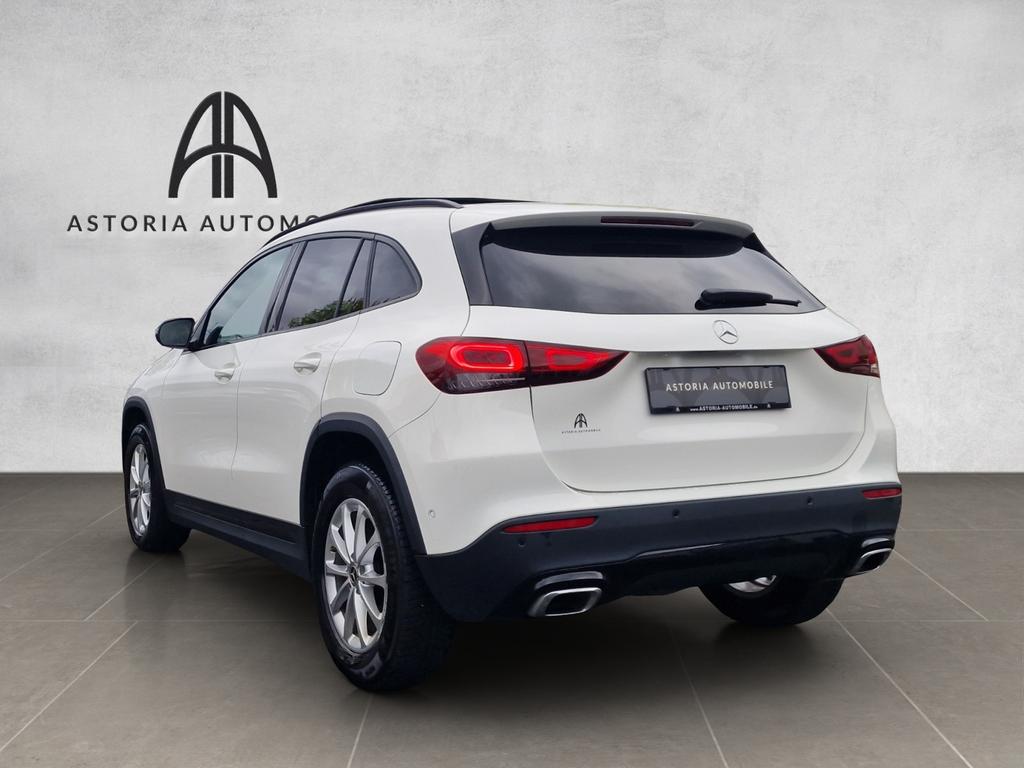 Mercedes-Benz GLA 180