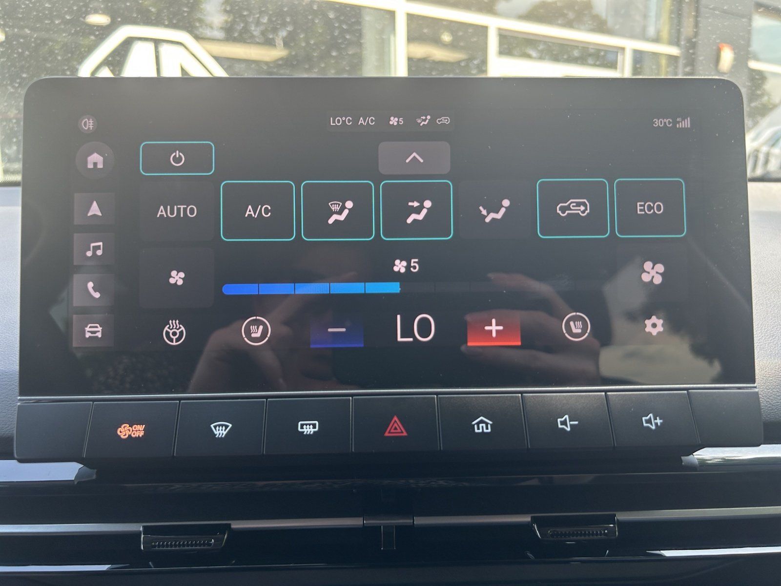 Fahrzeugabbildung MG MG4 Electric Luxury