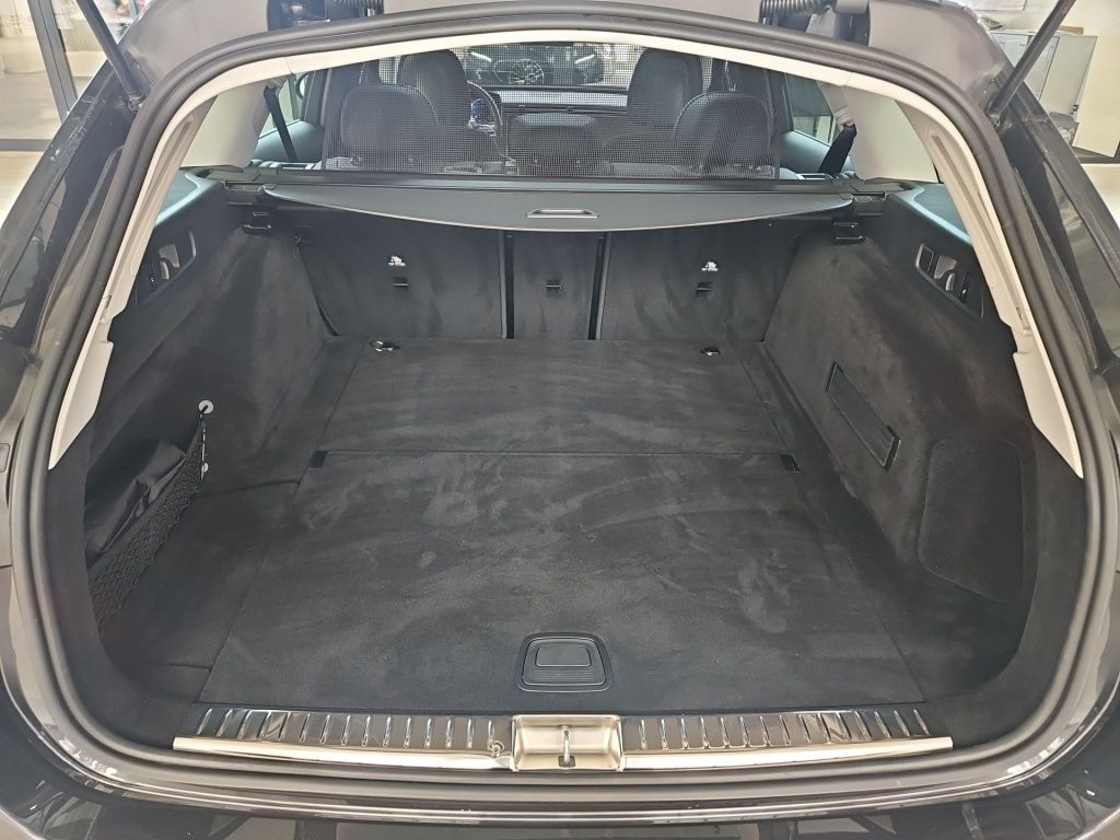 Fahrzeugabbildung Mercedes-Benz E 200 T Avantg. Distronic+ Pano LED KeyLess KAM
