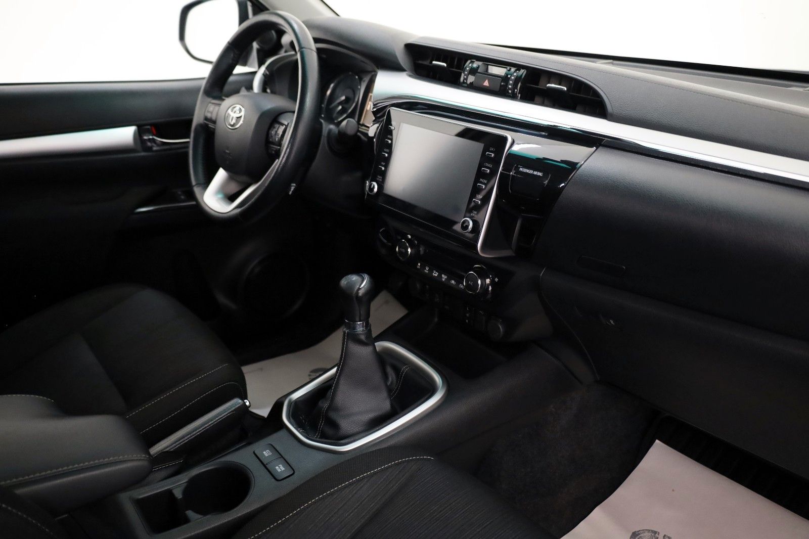 Fahrzeugabbildung Toyota Hilux 2.8 Executive 4x4,LED,Navi,Rollo,Kamer,AHK
