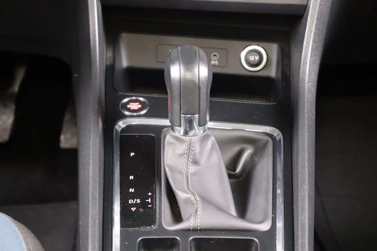 Fahrzeugabbildung SEAT Ateca 2.0 * Navi * LED * ACC * AHK