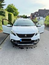 Peugeot 2008 Allure PureTech 110 EAT6 Stop&Start Allure - Peugeot 2008: 1.6