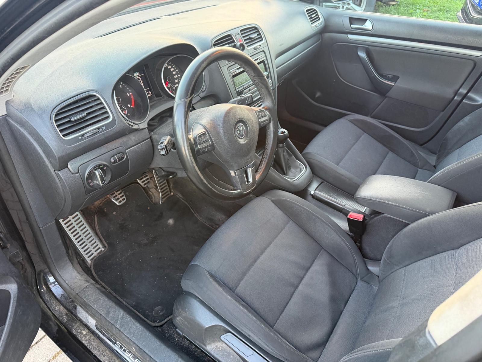 Volkswagen Golf 2012 — photo 11